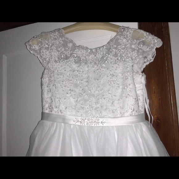 White Dress - Picture 4 of 5